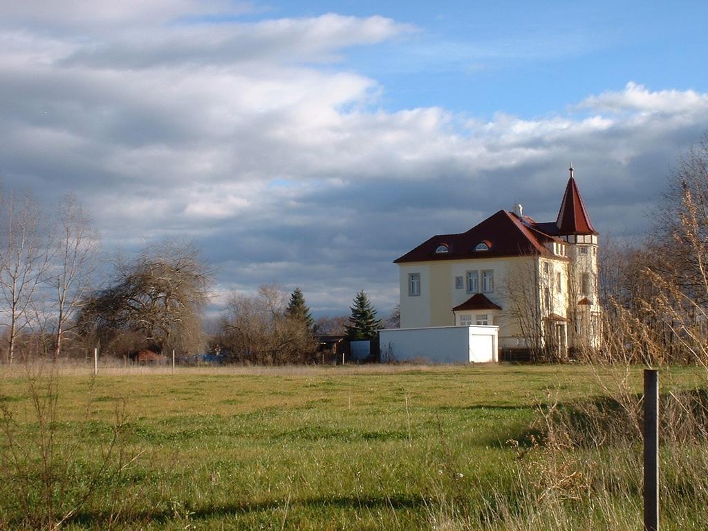 Else Hotel